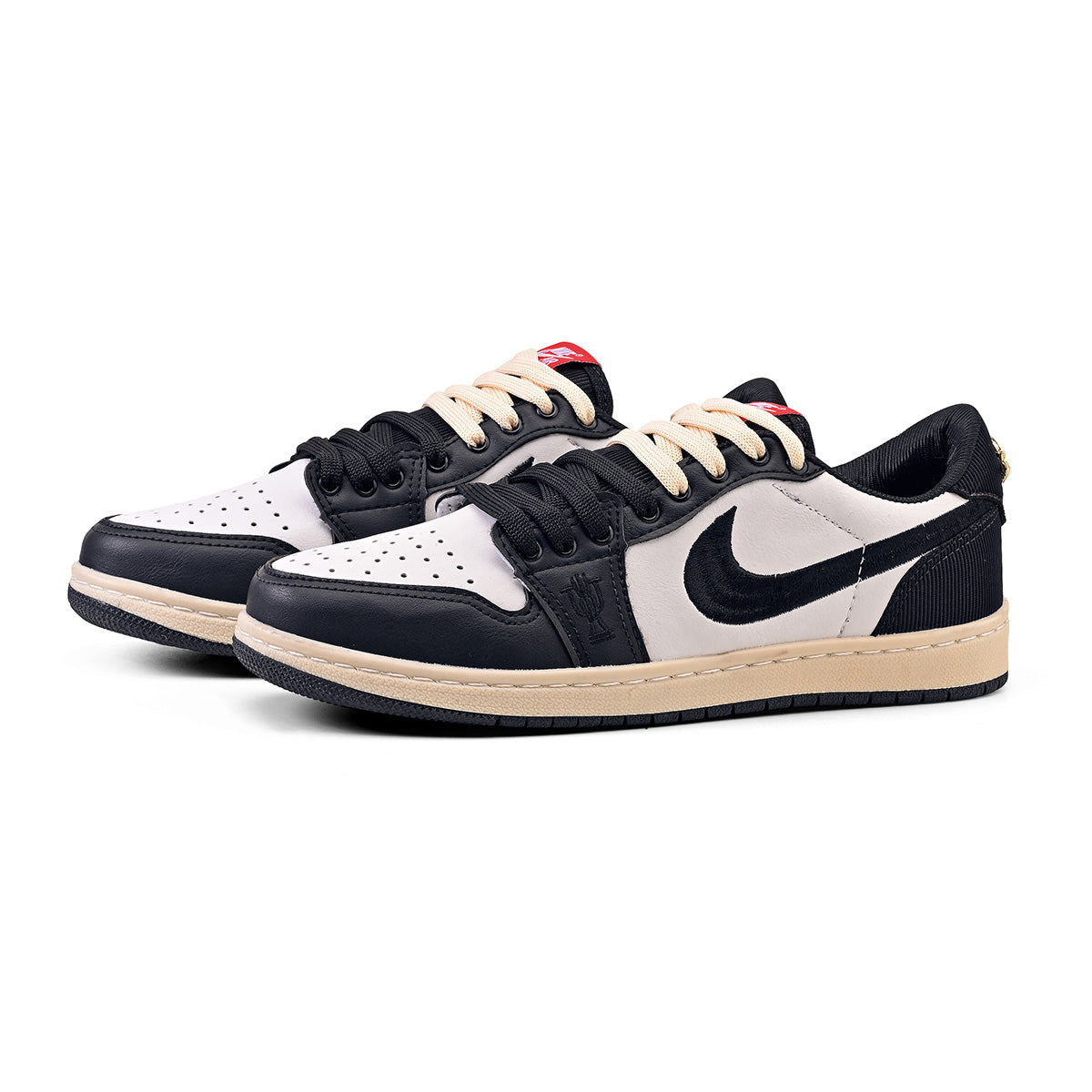 Tênis Nike Air Jordan 1 Retro Low OG Trophy Room Away