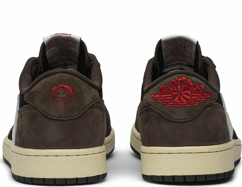 Tênis Nike Air Jordan Low OG Travis Scott ‘Mocha’